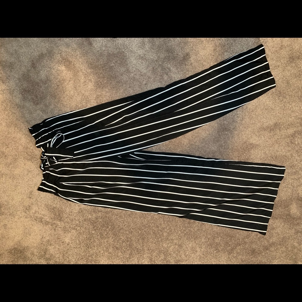 Striped Flowy Pants with bow tie ‘belt’